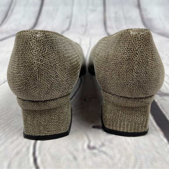 STUART WEITZMAN vintage square toe block heel shimmer snake skin leather shoes 7 - Picture 6 of 11